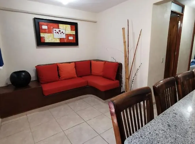 Del Pacifico Aparthotel