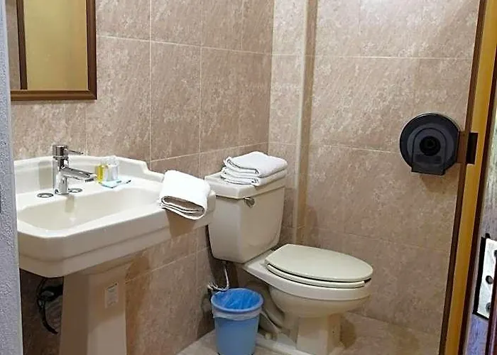 Del Pacifico Aparthotel 4*