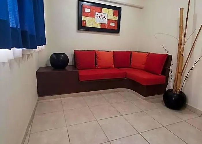 Del Pacifico Aparthotel